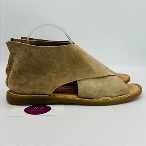 Born Women's Iwa Taupe Suede Open Toe Cross Strap Flat Sandals F78017 Size 9
